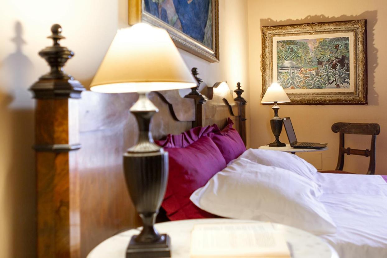 Apartamento Donna Regina Dimora D'Epoca Nápoles Exterior foto