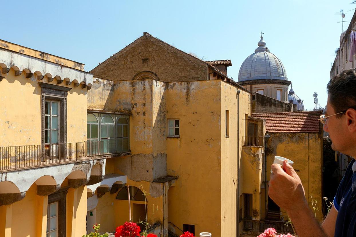 Apartamento Donna Regina Dimora D'Epoca Nápoles Exterior foto